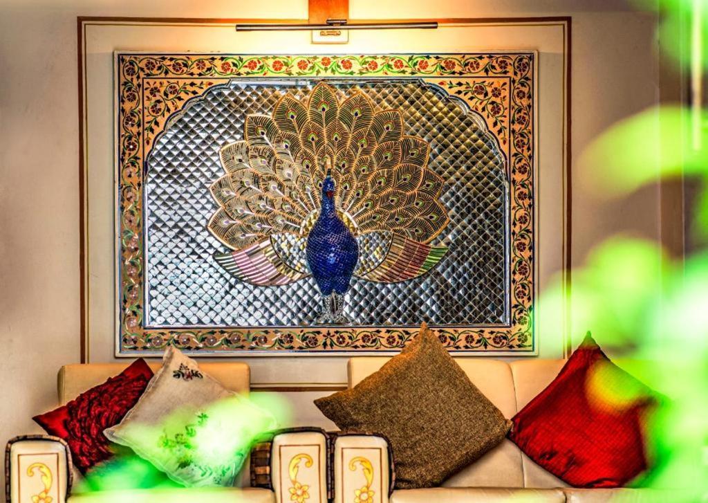Santosh Villa - The House Of Antiques And Art Udaipur Exterior photo